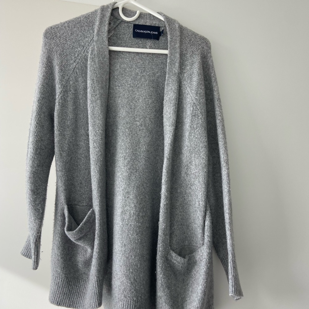 Grey cardigan